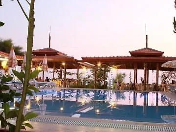 As Queen Hotel