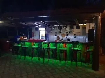 As Queen Hotel 3*